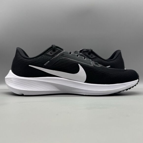 Nike Air Zoom Pegasus 40 Mens Running Shoes Black White DV3853-001 Size 13 NEW main image 10